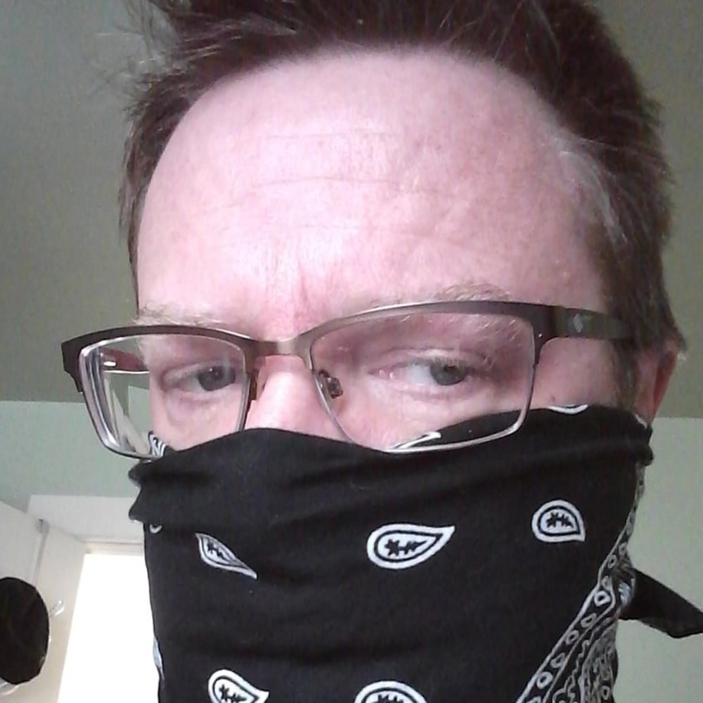 Meet your Posher, Eric